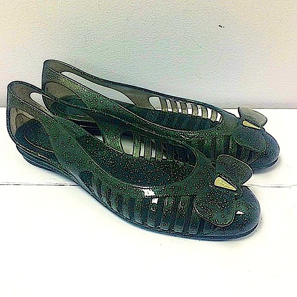SALVATORE FERRAGAMO Silver Spiffy Bow Ballet Jelly Flats